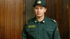Звезда "Улиц разбитых фонарей" ликвидирован дроном ВСУ / Кадр из сериала Звезда "Улиц разбитых фонарей" ликвидирован дроном ВСУ: подробности гибели "Артиста"