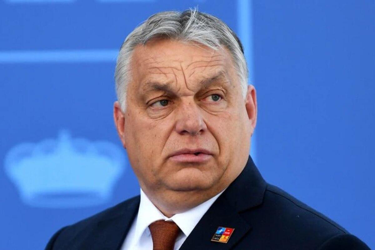 Орбан використав парад для політичних атак на Брюссель та Україну Орбан використав парад для політичних атак на Брюссель та Україну