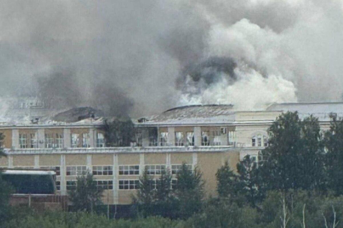 1300 кілометрів до цілі: дрони СБУ "дістали" виробника російських "Торів" в серці Удмуртії/Фото: ⚔️БРАТЧУК 1300 кілометрів до цілі: дрони СБУ "дістали" виробника російських "Торів" в серці Удмуртії