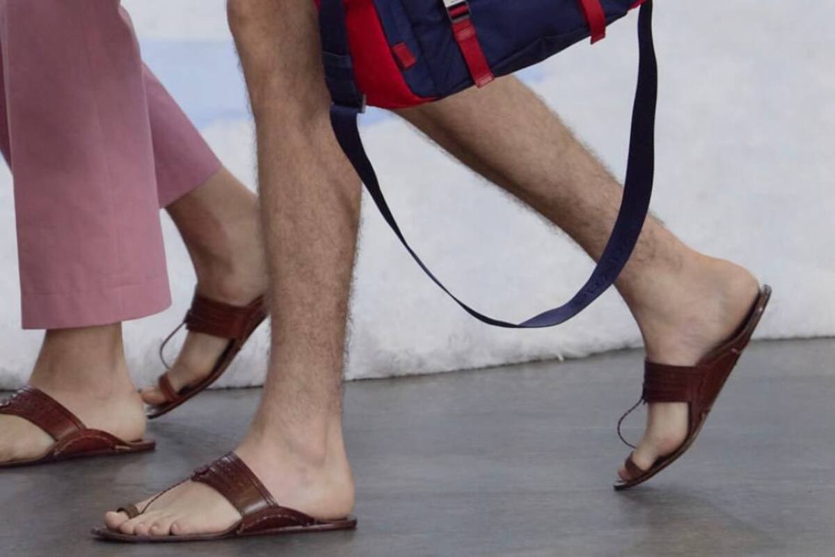Новые сандалии от Prada вызвали международный скандал / Фото: instagram.com/prada Новые сандалии от Prada вызвали международный скандал