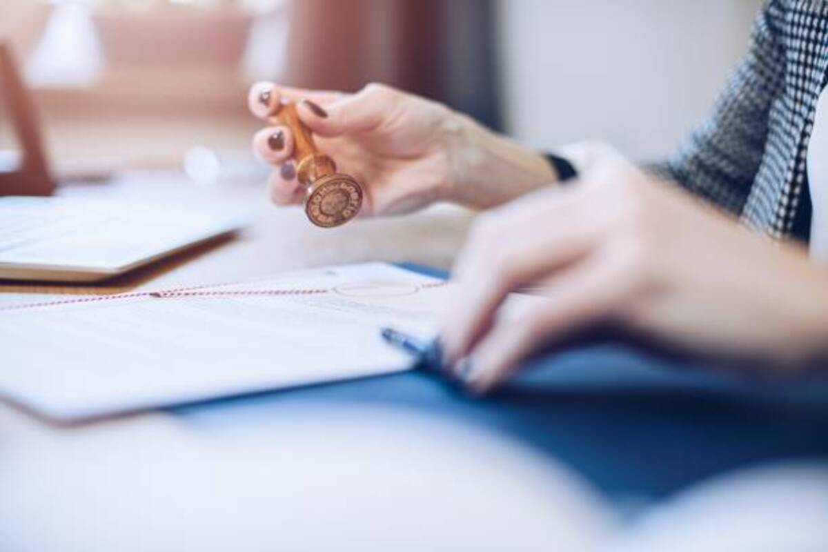 Без черг і бюрократії: 40 посольств України почали працювати з автоматизованим нотаріатом/Фото: pexels Без черг і бюрократії: 40 посольств України почали працювати з автоматизованим нотаріатом
