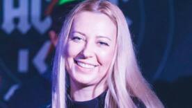 Тоня Матвиенко заявила о избиении водителем такси и подала заявление в полицию Тоня Матвиенко заявила о избиении водителем такси и подала заявление в полицию
