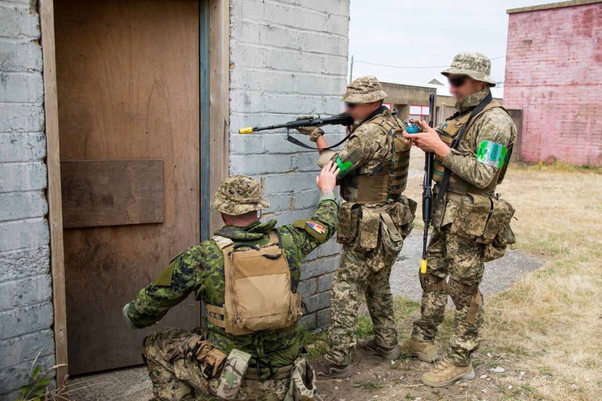 "М’ясні штурми" без успіху: ворог не прорвався до Дніпропетровщини – Генштаб