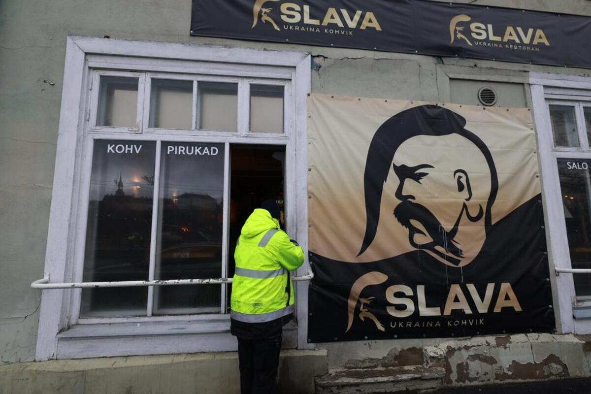 В Таллинне по заказу ГРУ подожгли ресторан Slava Ukraina – подозреваемые граждане Молдовы