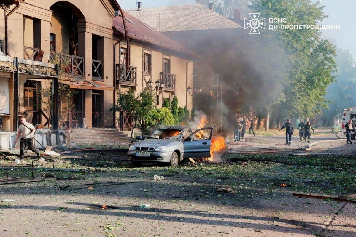 Последствия атаки Кривого Рога/Фото: ГСЧС Последствия атаки Кривого Рога/Фото: ГСЧС