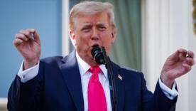 США готують "податковий удар": Європейським продуктам загрожують 17% мита. Фото: GettyImages/Автор- Samuel Corum США 17% мита на продукти з Євросоюзу