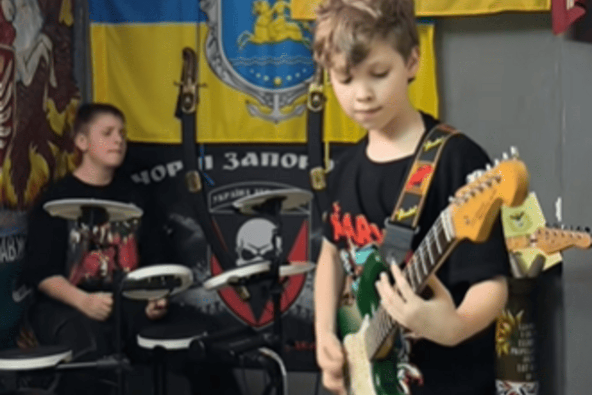 Українські школярі вразили навіть музикантів Metallica Українські школярі вразили навіть музикантів Metallica