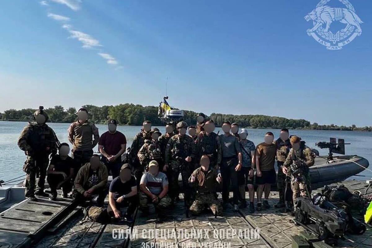 Ніч на Зміїному: як українські ССО провели операцію під носом у ворога / Фото: Сили спеціальних операцій ЗС України Ніч на Зміїному: як українські ССО провели операцію під носом у ворога / Фото: Сили спеціальних операцій ЗС України