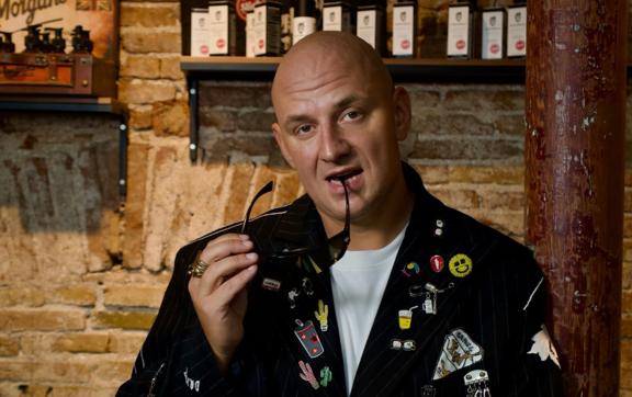 "Це вже занадто!": Потап знову принизив зірок в AI-відео / / Фото: instagram.com/realpotap "Це вже занадто!": Потап знову принизив зірок у AI-відео