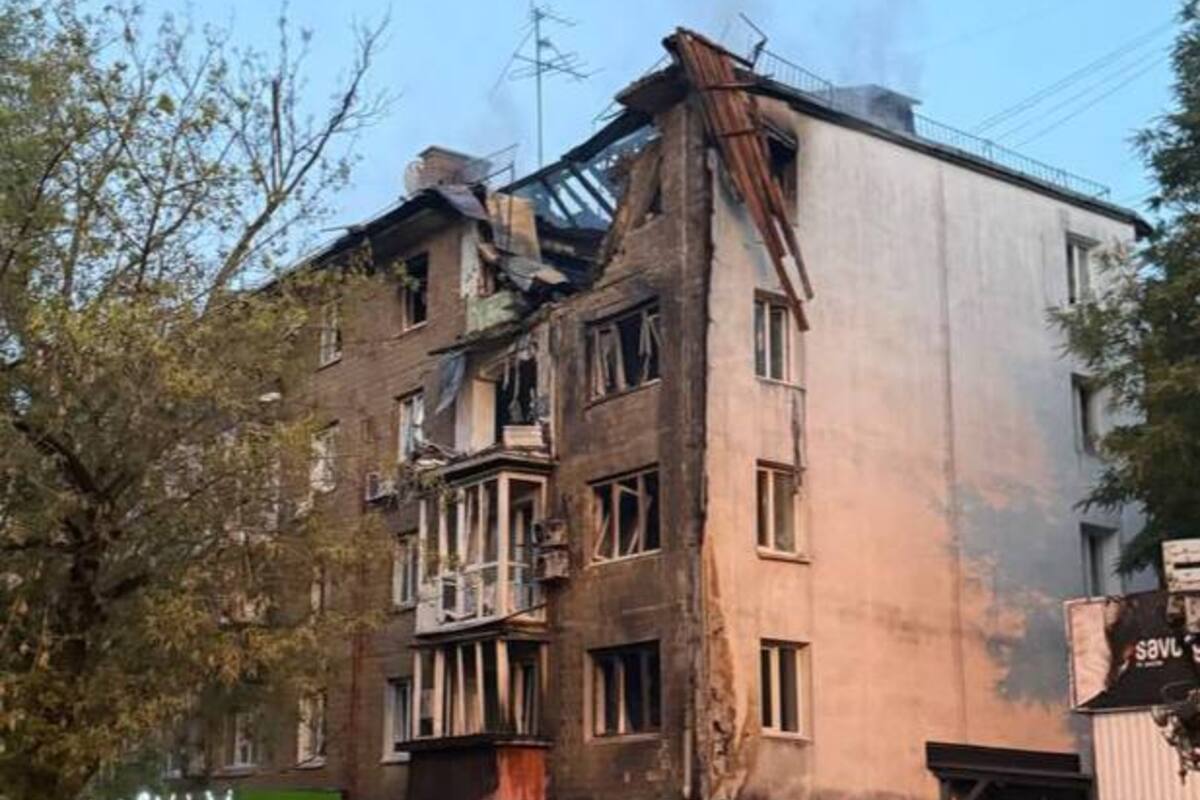 Уламки, вогонь, руйнування: масштабні пожежі охопили Київ після чергового удару / Фото: тг-канал Лачен пише Уламки, вогонь, руйнування: масштабні пожежі охопили Київ після чергового удару / Фото: тг-канал Лачен пише