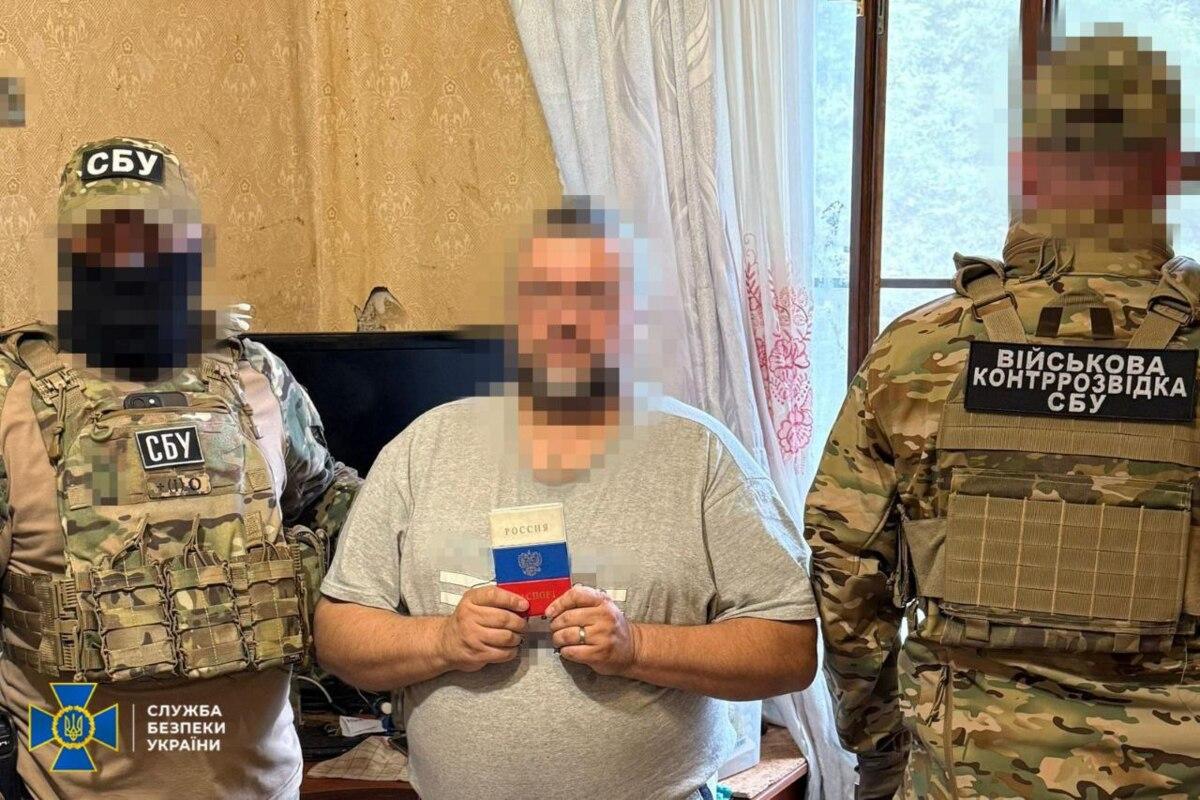 Дитячі свята й вибухівка: у Харкові затримали аніматора-диверсанта ФСБ / Фото: СБУ Дитячі свята й вибухівка: у Харкові затримали аніматора-диверсанта ФСБ