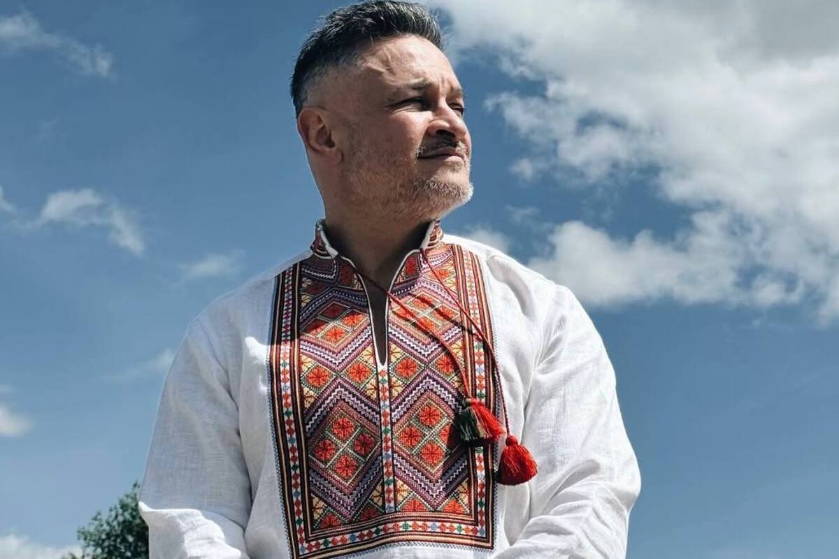 Що носить Ектор Хіменес-Браво? Шеф показав свою колекцію вишиванок