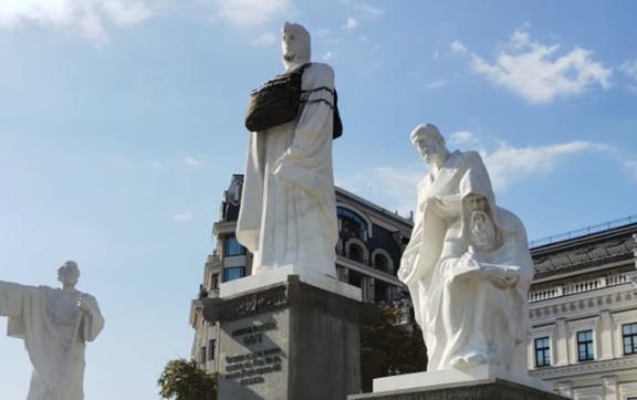 День Святої Ольги: Україна вшановує мудру княгиню, що змінила хід історії