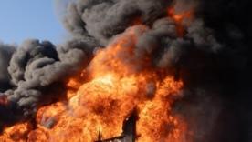 Нічні вибухи в РФ: ілюстративне фото ДСНС У різних регіонах РФ лунають вибухи: гучно біля авіаційного заводу та підприємства з розробки БпЛА