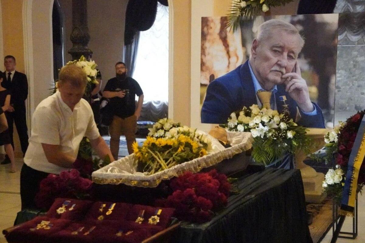 Его песни стали народными: Киев провожает Игоря Поклада, пережившего оккупацию и творившего шедевры