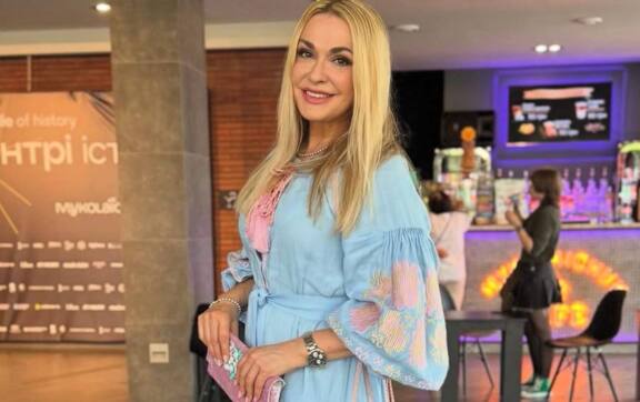 Ольга Сумська показала, як вони з Борисюком дефілювали 20 років тому