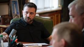 "Росію зупиняє лише зброя": Зеленський заявив, що посилення армії відкриє шлях до миру / Фото: ТГ Зеленського "Росію зупиняє лише зброя": Зеленський заявив, що посилення армії відкриє шлях до миру