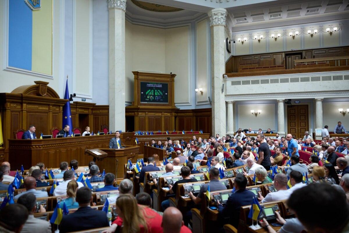 Рада вдвічі збільшила "Альфу": спецрозділ СБУ розширюють до 10 тисяч бійців / Фото: Верховна Рада України Рада вдвічі збільшила "Альфу": спецрозділ СБУ розширюють до 10 тисяч бійців / Фото: Верховна Рада України