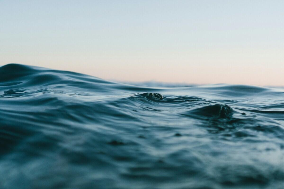Трагедии на воде не прекращаются: 12 смертей за сутки, погиб ребёнок / Фото: unsplash