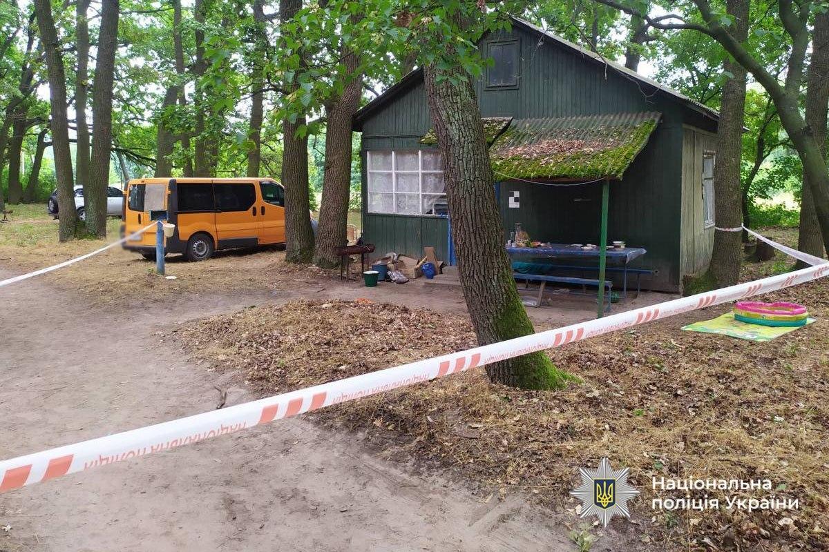 Кровавый "шашлык": в Черкасской области женщина превратила отдых в преступление/Фото: telegram Кровавый "шашлык": в Черкасской области женщина превратила отдых в преступление