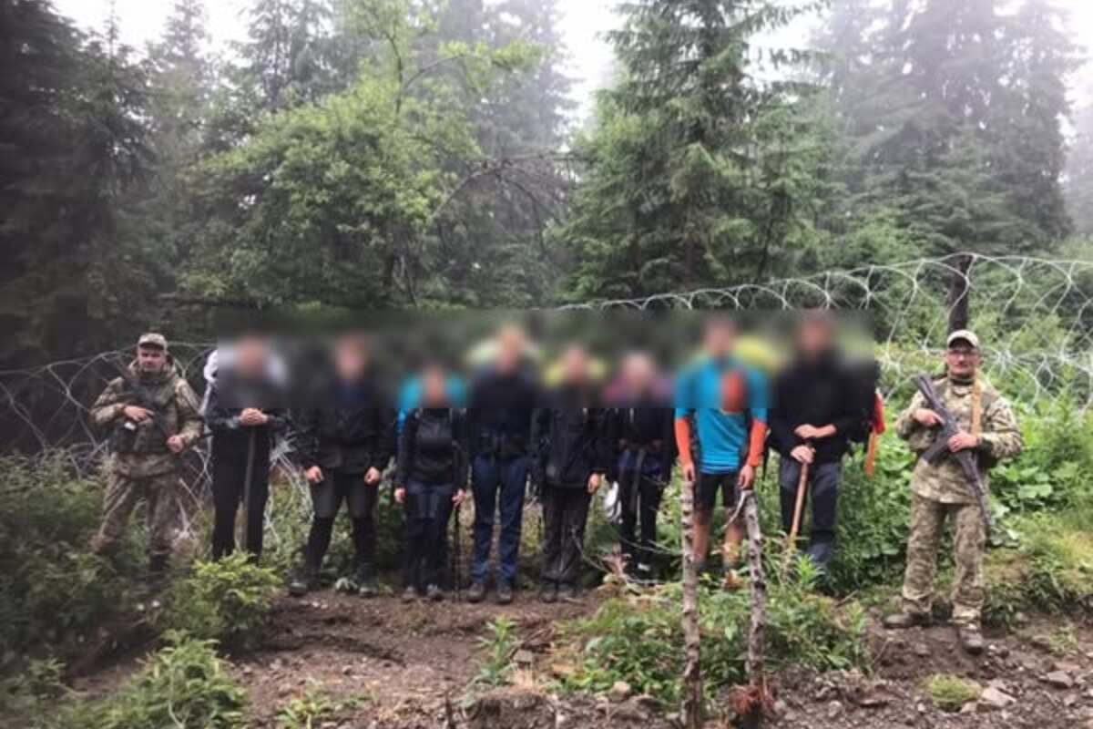 Прикордонний "сюрприз": як чеські туристи "відкрили" для себе Україну