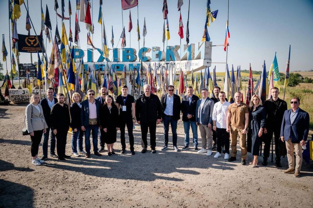 Запорізький фронт: Сибіга і посли збирають інформацію для посилення допомоги Україні. Фото: МЗС України Сибіга
