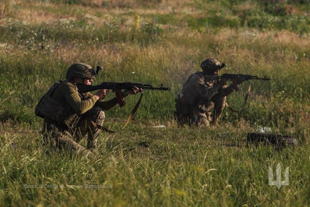 Втрати рф за добу: 1 170 осіб, понад 3 тис дронів-камікадзе задіяно проти України / Фото: 72 ОМБр Втрати рф за добу: 1 170 осіб, понад 3 тис дронів-камікадзе задіяно проти України / Фото: 72 ОМБр