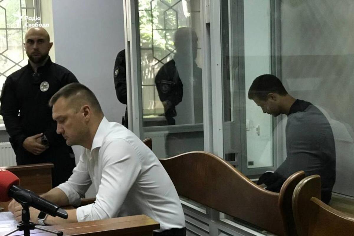 Суд арестовал Андрея Молочного: пьяный водитель останется под стражей/Фото: Радио Свобода Пьяное ДТП в Киеве: госслужащий, сбивший женщину, отправлен под арест без залога