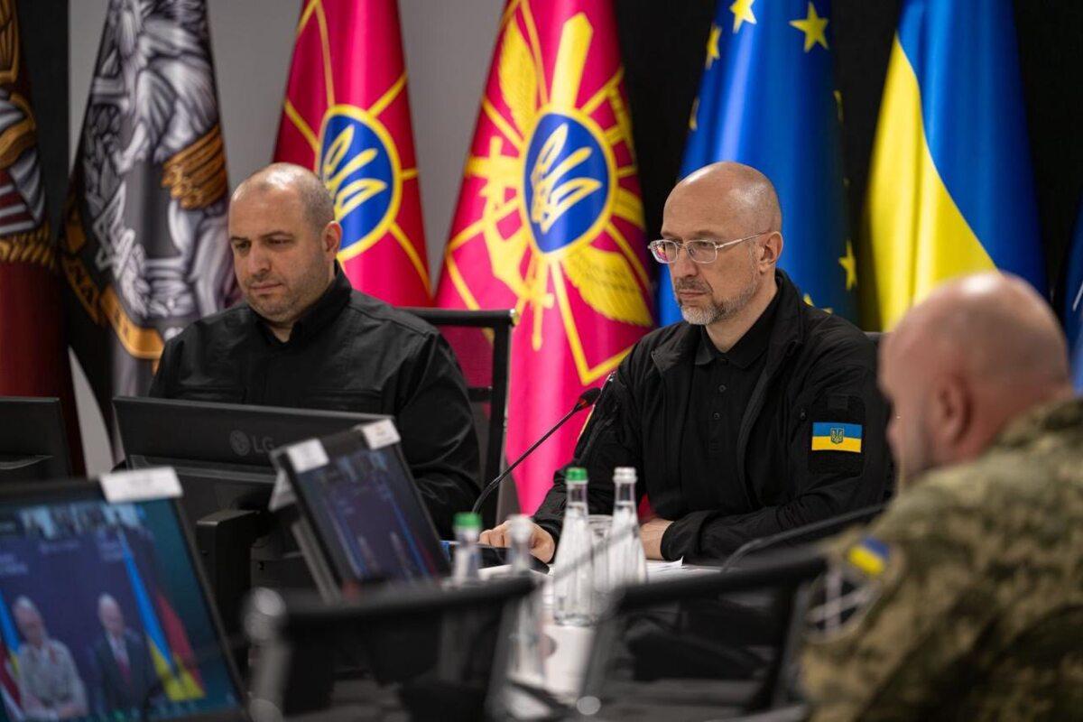 Таємна місія Умєрова: Зеленський готує рішучий крок у переговорах з Росією / Фото: Facebook Рустема Умєрова Таємна місія Умєрова: Зеленський готує рішучий крок у переговорах з Росією