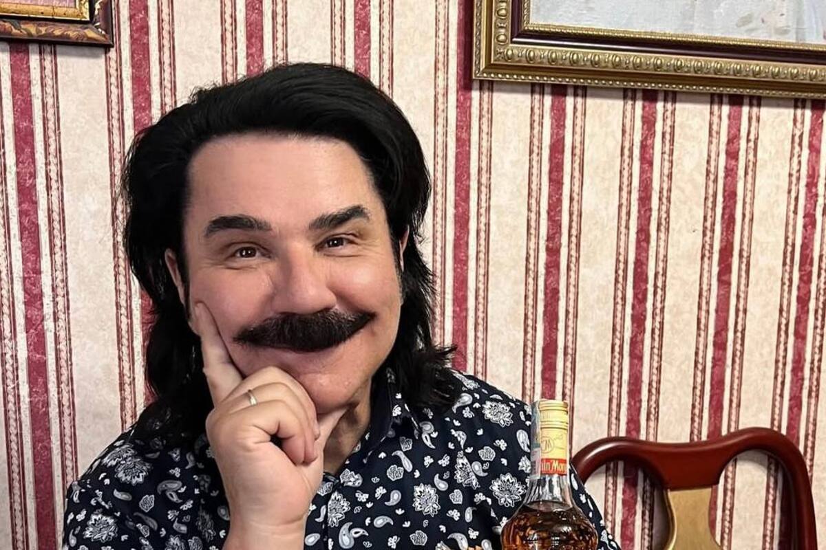 Павел Зибров помог воину вернуться к жизни — и спел с ним / Фото: instagram.com/pavlo_zibrov Павел Зибров помог воину вернуться к жизни — и спел с ним