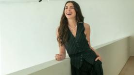 Енн Гетевей заінтригувала шанувальників / Фото: instagram.com/annehathaway Диявол повертається! Гетевей, Стріп, Блант — культовий каст знову разом у сиквелі
