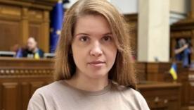 Скандал навколо Безуглої: її висловлювання порівняли з наративами Кремля / Фото: Facebook Безуглої Скандал навколо Безуглої: її висловлювання порівняли з наративами Кремля