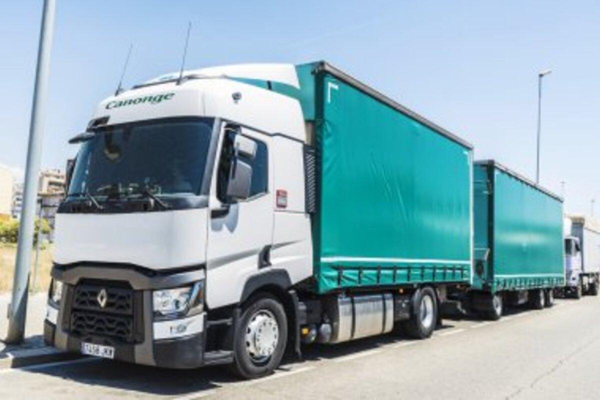 Новая партия Renault D для украинской коалиции по разминированию — Литва направляет помощь/Фото: depositphotos Новая партия Renault D для украинской коалиции по разминированию — Литва направляет помощь