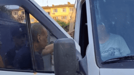 В Полтавской области люди перекрыли движение авто ТЦК: что известно об инциденте/Фото: telegram В Полтавской области люди перекрыли движение авто ТЦК: что известно об инциденте