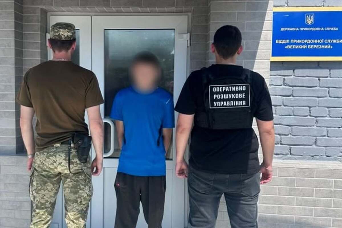 Двічі в одну річку: переправник через кордон зі Словаччини на лаві підсудних Двічі в одну річку: переправник через кордон зі Словаччини на лаві підсудних
