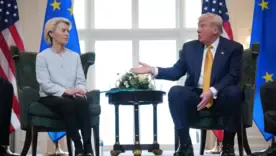 США и ЕС договорились о новом торговом соглашении – Трамп назвал его "крупнейшим в истории" / Фото: Getty Images США и ЕС договорились о новом торговом соглашении – Трамп назвал его "крупнейшим в истории" / Фото: Getty Images