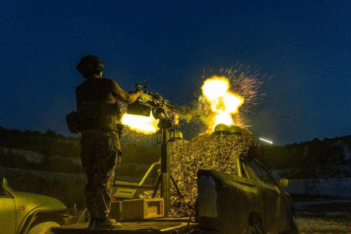 Сили оборони уразили вісім районів зосередження ворога та знищили сотні загарбників