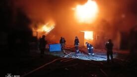 Наслідки атаки України 30 липня/Фото: ДСНС НВорог атакував фермерське господарство та залізничну інфраструктуру: наслідки атак