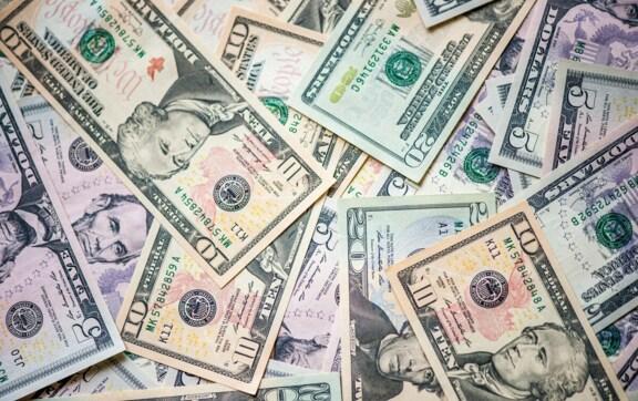 Коломойський і Боголюбов мають сплатити ПриватБанку понад $2 млрд – рішення суду / Фото: Unsplash