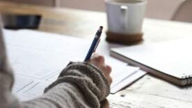Використав ШІ в дисертації? Перевір і підпиши – нові вимоги від уряду / Фото: Unsplash Використав ШІ в дисертації? Перевір і підпиши – нові вимоги від уряду / Фото: Unsplash