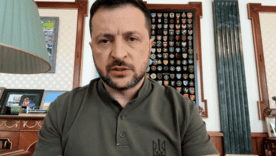 Часів Яр тримається: Зеленський спростовує російські фейки/Фото: кадр із відеозвернення Володимира Зеленського "Це російська дезінформація": Зеленський заявив, що Часів Яр тримається