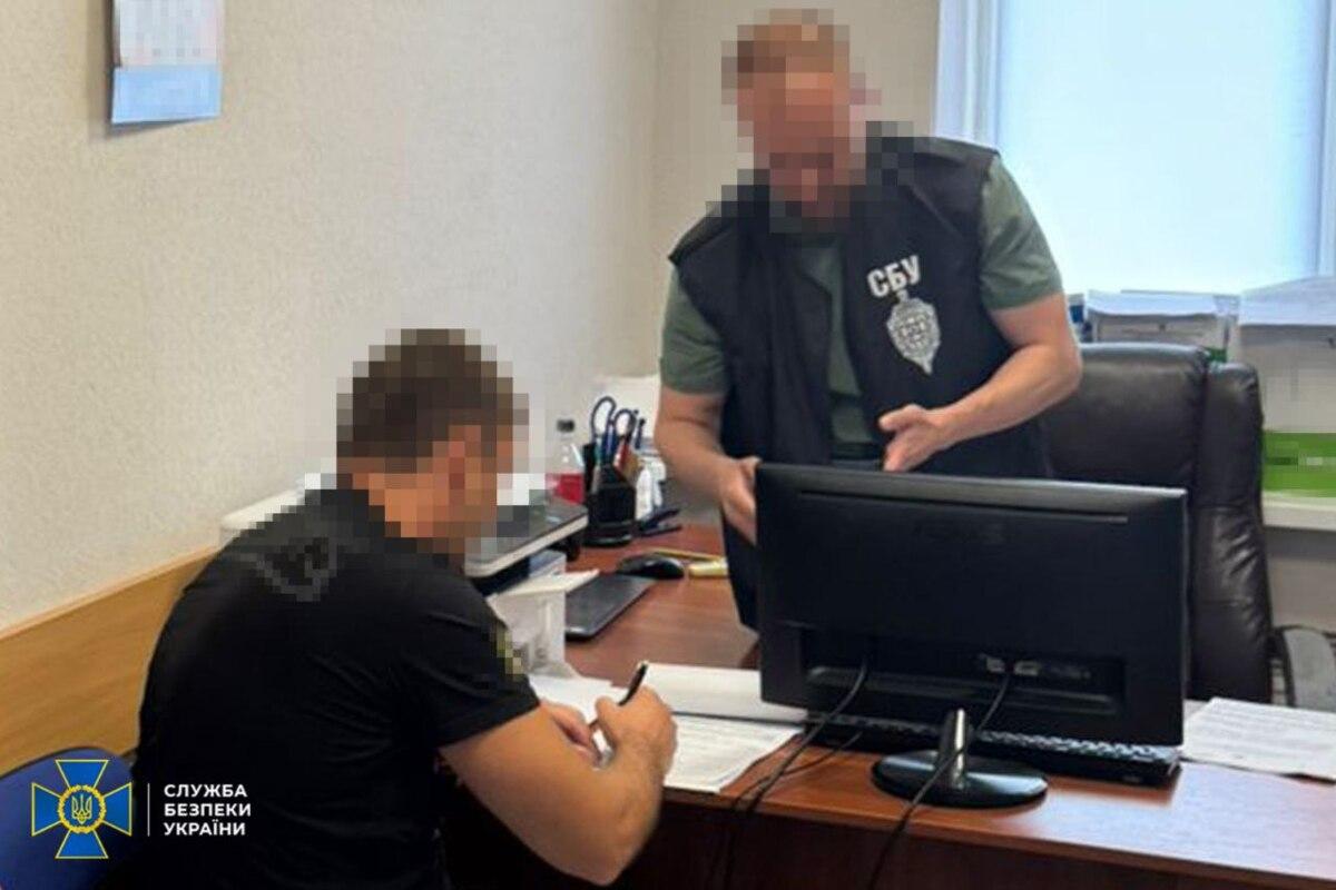 Ексочільник одного з департаментів Міноборони “з'їв” мільярд на військових пайках/Фото: Служба безпеки України Ексочільник одного з департаментів Міноборони “з'їв” мільярд на військових пайках