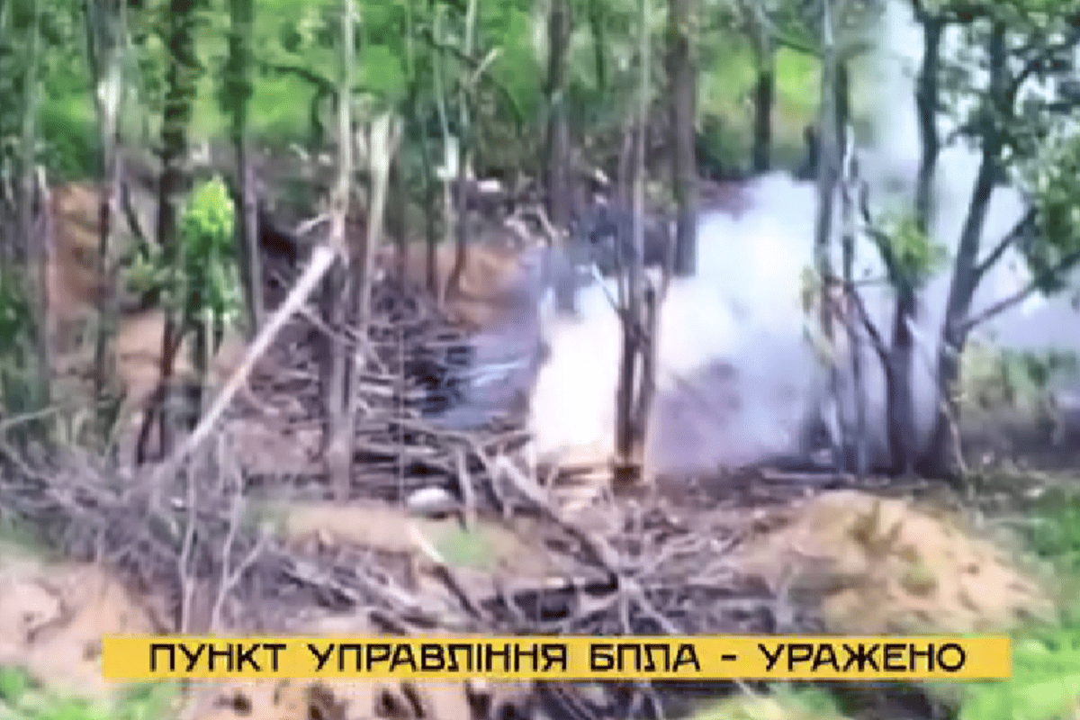 "Фенікс" ДПСУ спалив ворожий пункт управління на Харківщині. Скриншот відео Прикордонники БпЛА