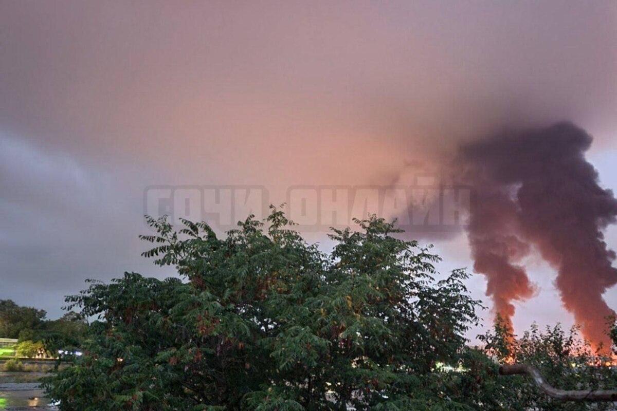 Взрывы в Воронеже и Сочи: что известно об атаках беспилотников на РФ Взрывы в Воронеже и Сочи: что известно об атаках беспилотников на РФ