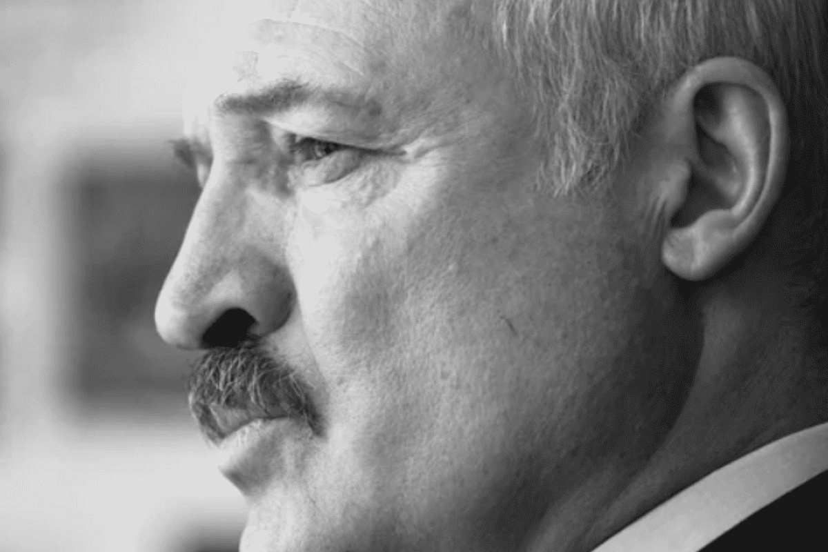 Економіка "шкутильгає": як Лукашенко вимагає від дипломатів рятувати країну/Фото: deposit Економіка "шкутильгає": як Лукашенко вимагає від дипломатів рятувати країну