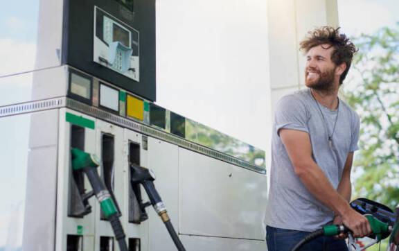 Летние цены: какова стоимость бензина, дизеля и газа 3 августа