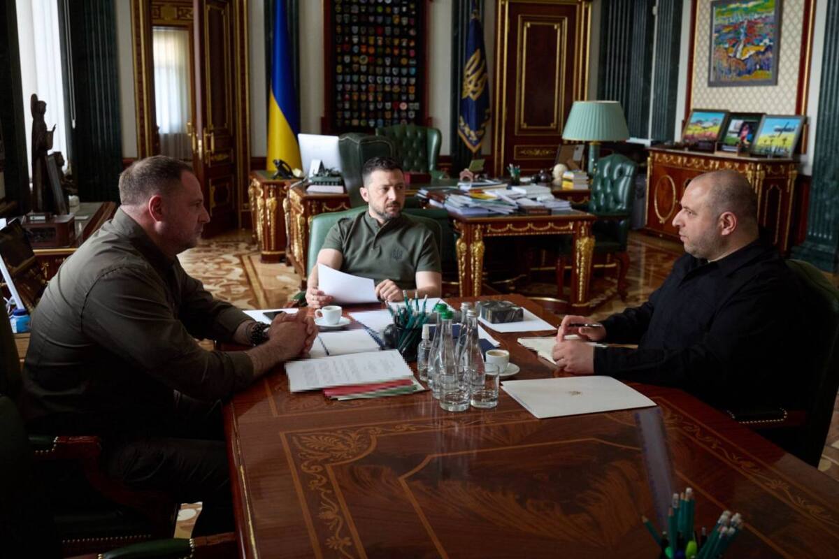 1200 полонених: Умєров, Єрмак та Президент обговорили підготовку до обміну 1200 полонених: Умєров, Єрмак та Президент обговорили підготовку до обміну