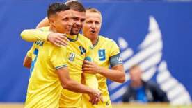 Сборная Украины по пляжному футболу уступила Италии