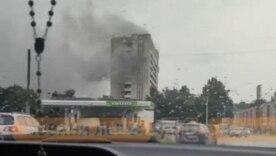 У Львові горить готель з гостями, рятувальники працюють на місці/Фото: ЛС: новини Львів У Львові горить готель з гостями, рятувальники працюють на місці