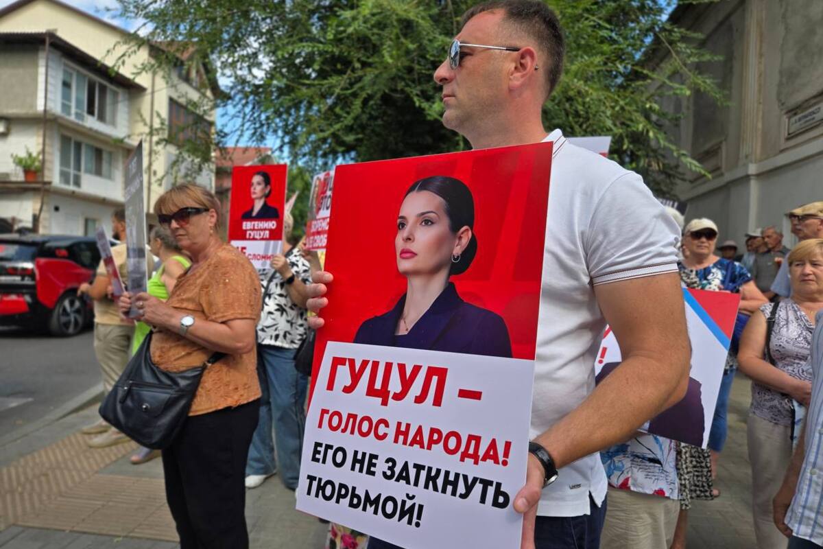 НЗГ розцінює вирок суду та інші дії центральної влади Молдови як "пряму атаку на особливий правовий статус Гагаузії"